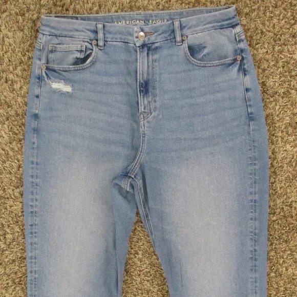 American Eagle Jeans Women 14 Short Light Wash Curvy Mom High Rise Stretch Denim - Picture 3 of 9